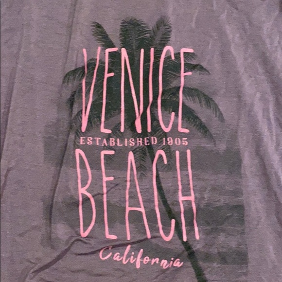 Tank top - Picture 2 of 3